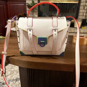 Michael Kors Manhattan Medium Contrast-Trim Leather Satchel in Optic White